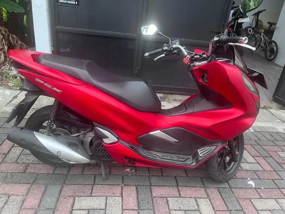 Jual Honda PCX 2019 CBS mulus km rendah