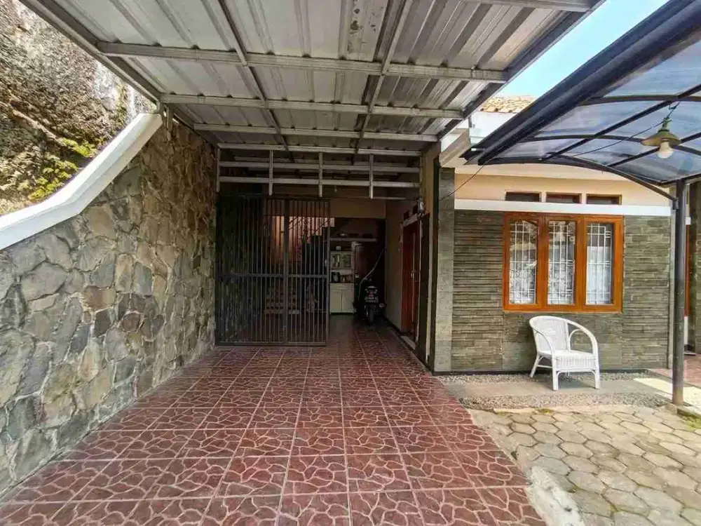 JUAL RUMAH COCOK UNTUK USAHA, SIAP HUNI,CIGANITRI,LOGAM,CIPAGALO,BANDUNG SELATAN