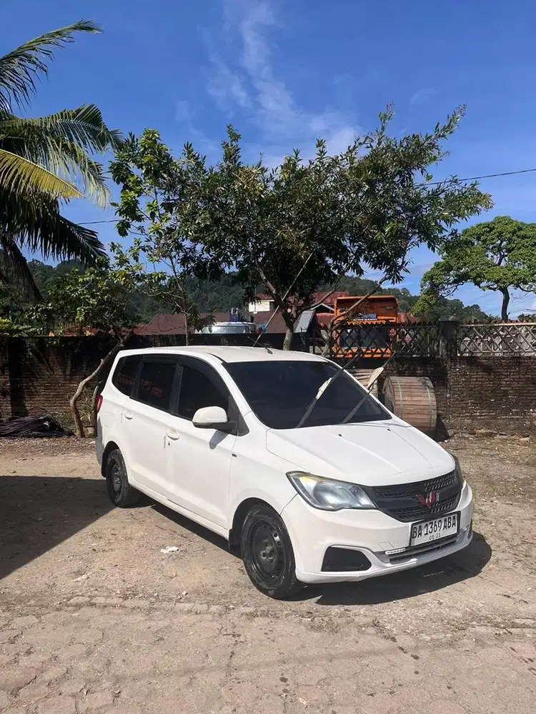 Dijual wuling confero