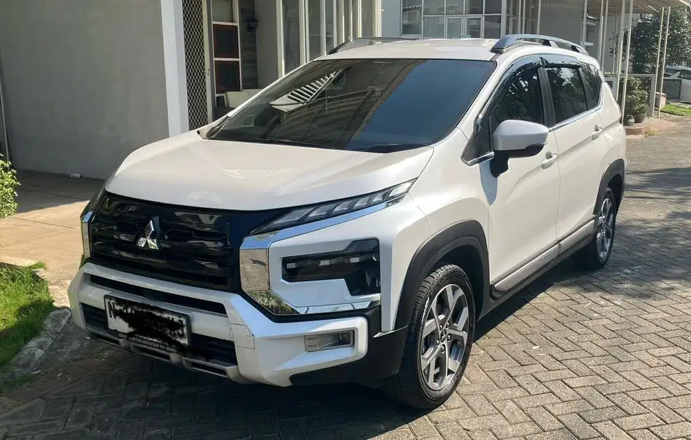 Xpander Expander Putih White 2025