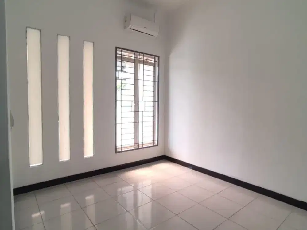 Rumah Nyaman TKI Taman Kopo Indah 3 Blok E