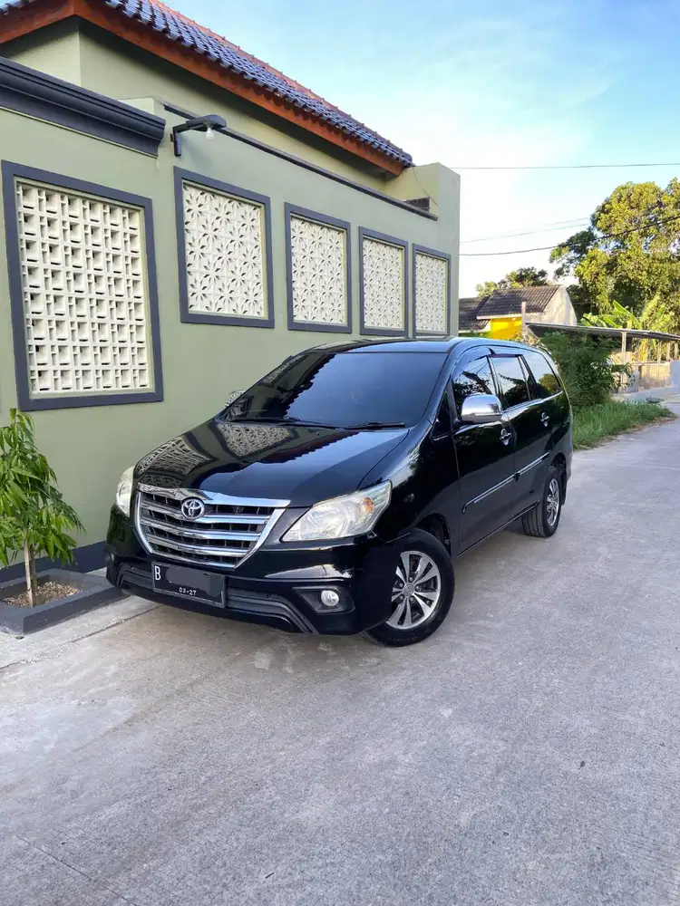 INNOVA DIESEL G 2.5 AT