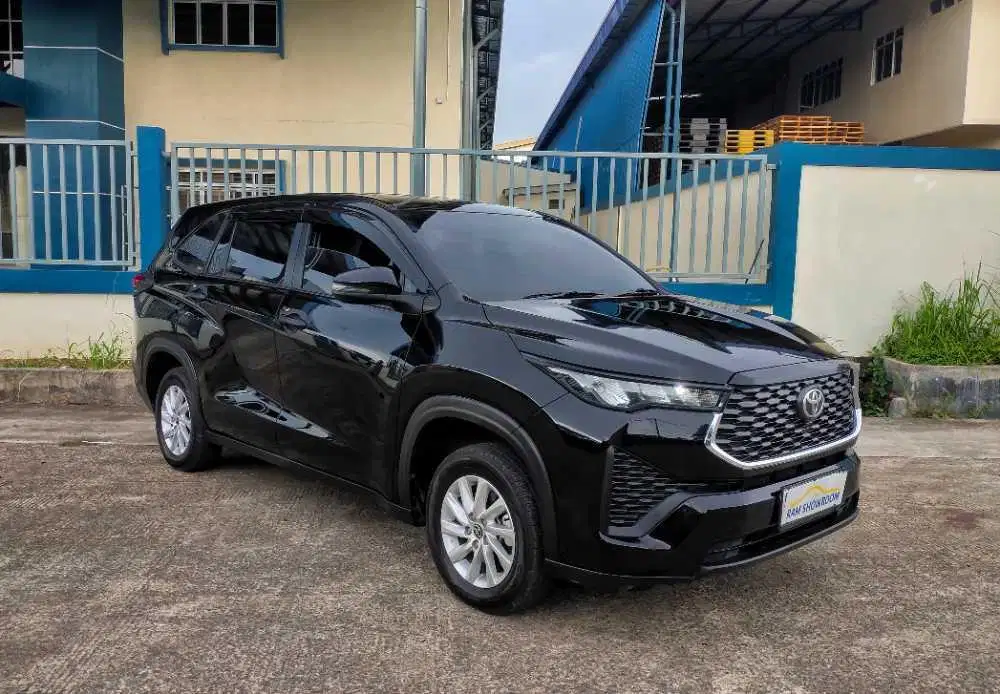 TOYOTA INNOVA ZENIX G AT 2024
