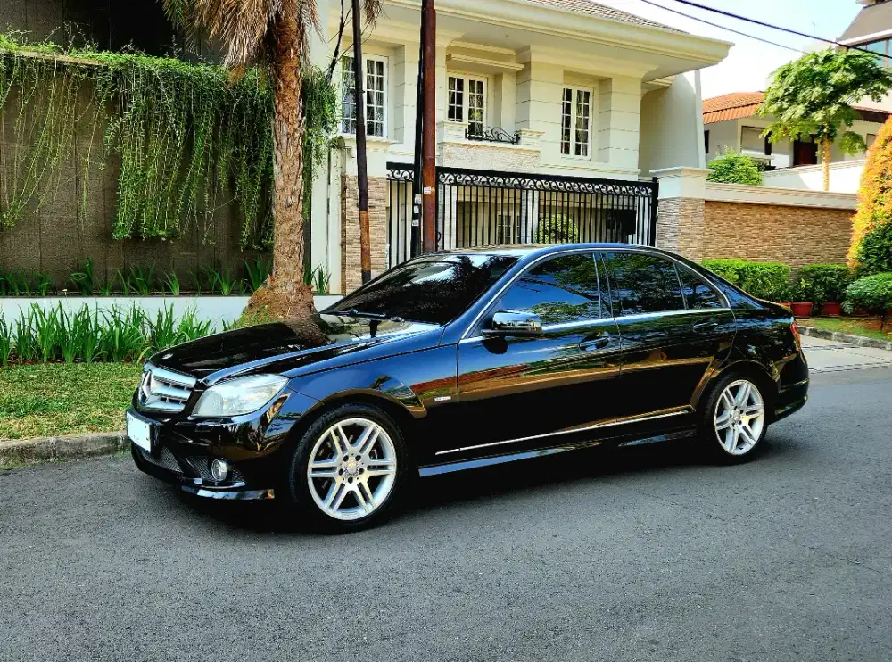 Mercy C250 AMG BAGUS SEKALI 2010 W204