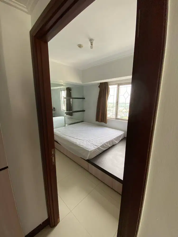 DISEWAKAN APARTEMEN WATER PLACE SURABAYA 3BR SEMI FURNISH