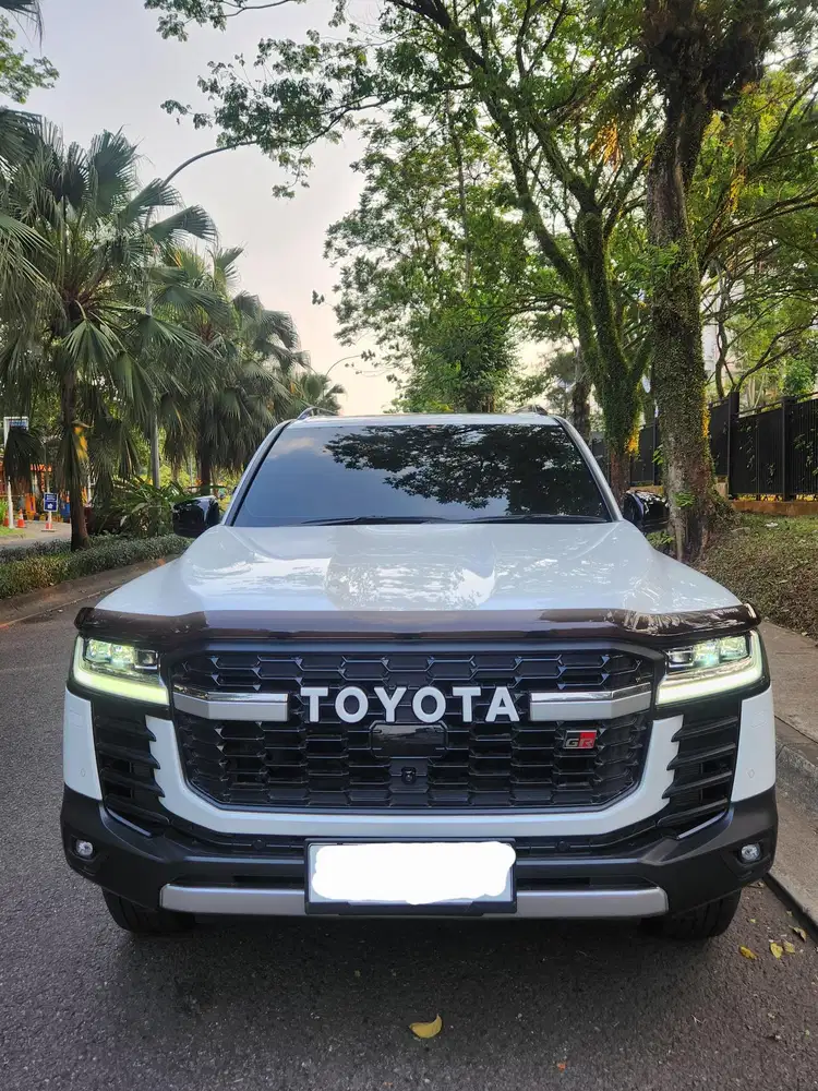 [Km 11RB] Toyota Land Cruiser 300 GR 2023 LC 2024