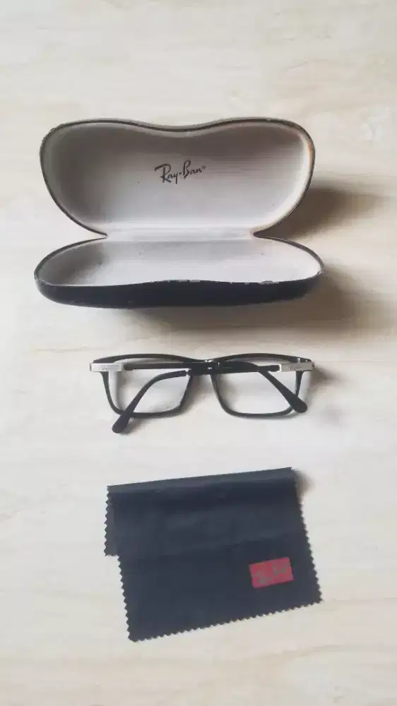 Kacamata rayban original