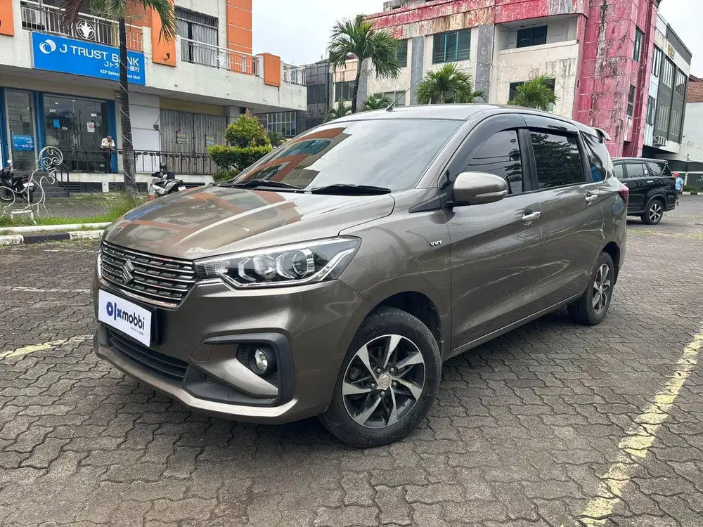 TDP 1 JUTA Suzuki Ertiga 1.5 GX Bensin-AT 2019 Abu CTBZB