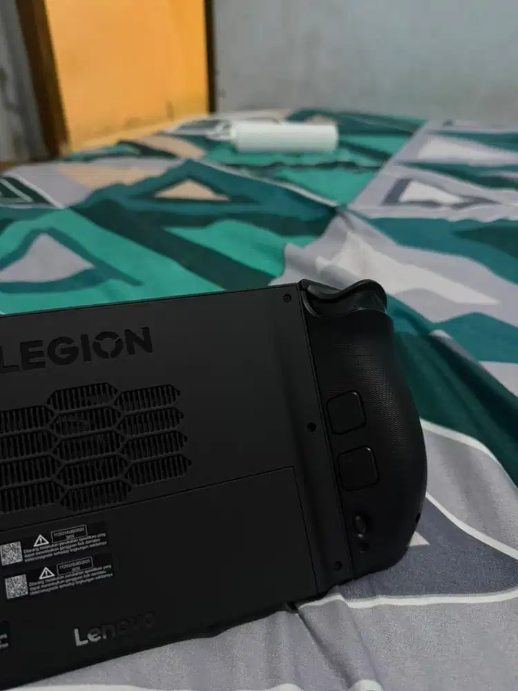 Legion go 2 like new