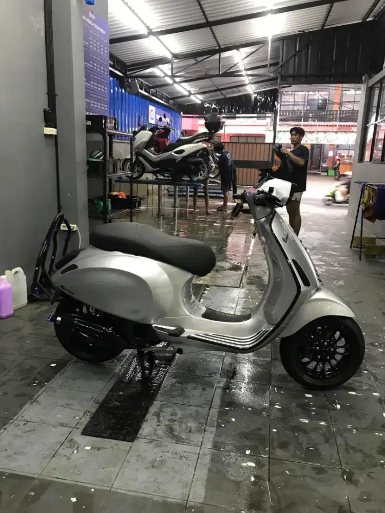 MURAH MERIAH PIAGGIO VESPA SPRINT 150 IGET ABS FACELIFT TH 2019 GREY