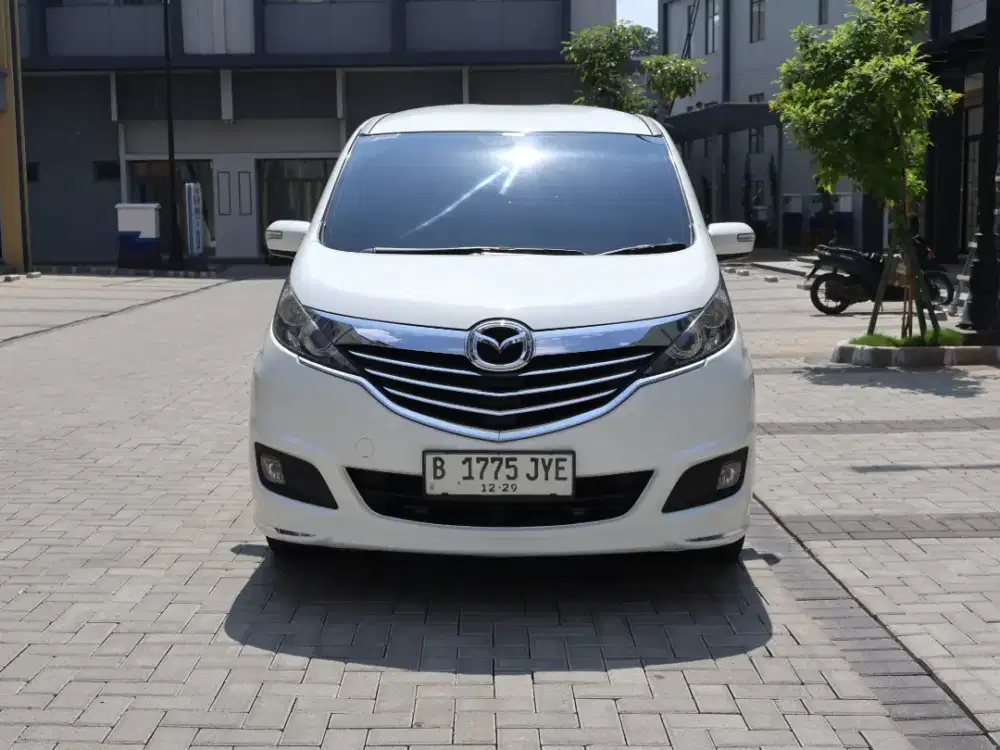 MAZDA BIANTE SKYAKTIVE 2015 PUTIH