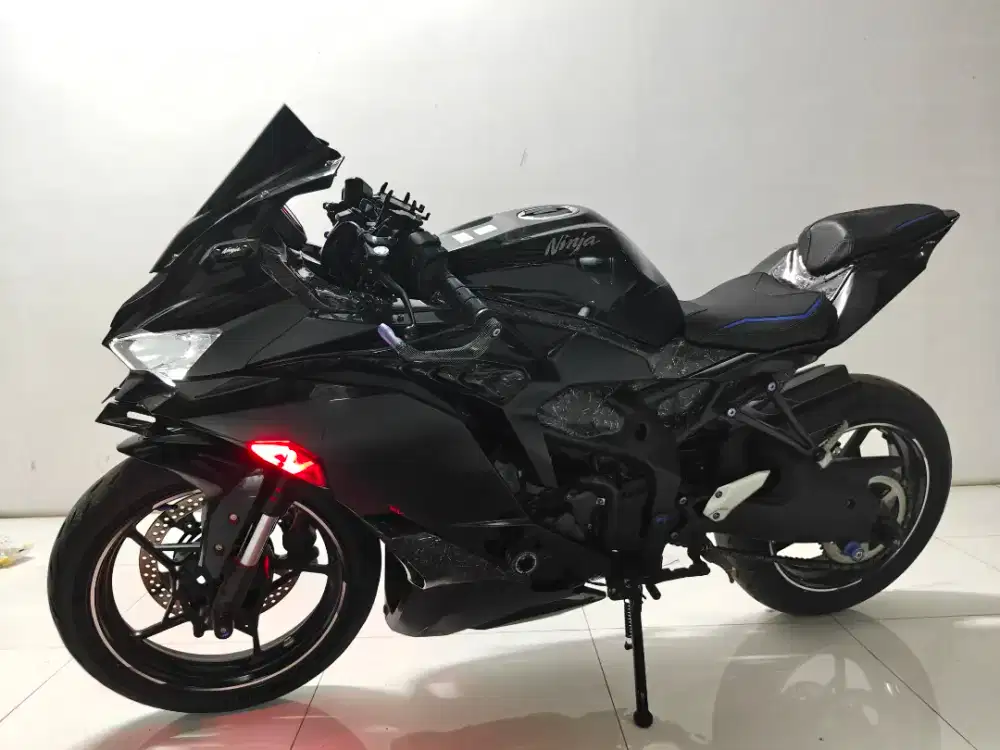 Di jual Zx 25R 2022 motor rawatan atas nama pribadi, pajak panjang