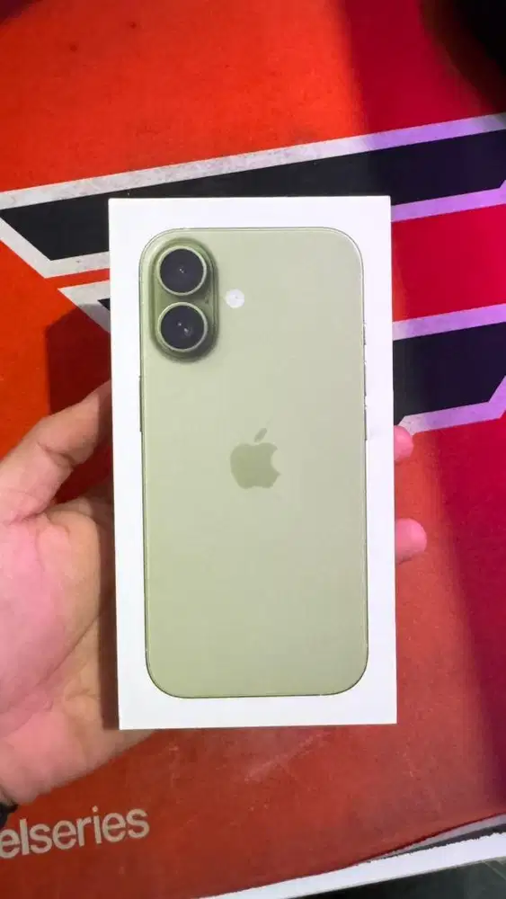 Iphone 17 256 Sage BNIB