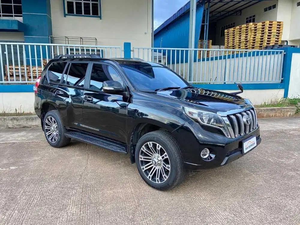 TOYOTA LAND CRUISER AT 2013 (KHUSUS BATAM)