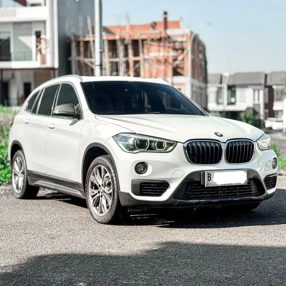 (CASH) BMW X1 F48 2018