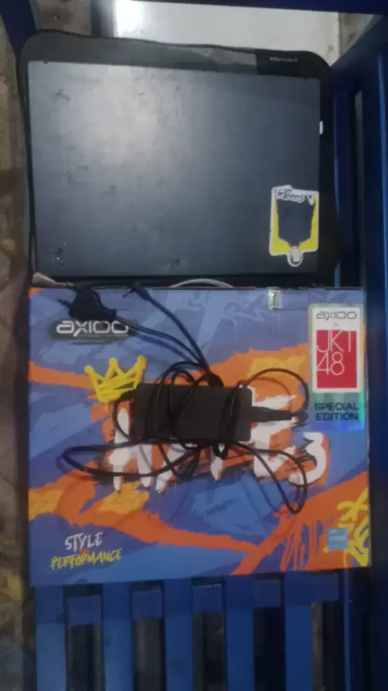 BU AXIOO HYPE 3 LENGKAP DUS+TAS LAPTOP