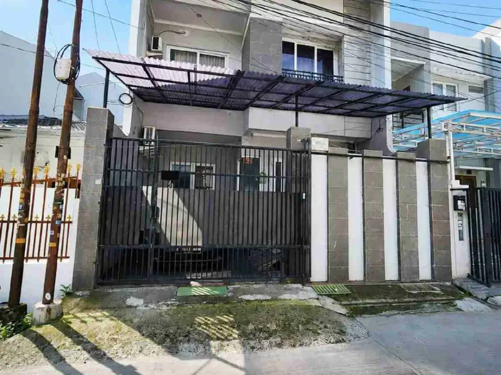 Jual Rumah 2½ Lantai Taman Ratu Indah, Jakarta Barat, SHM
