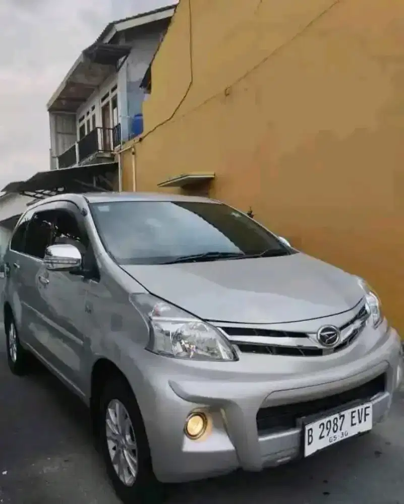 Xenia R sporty 20133