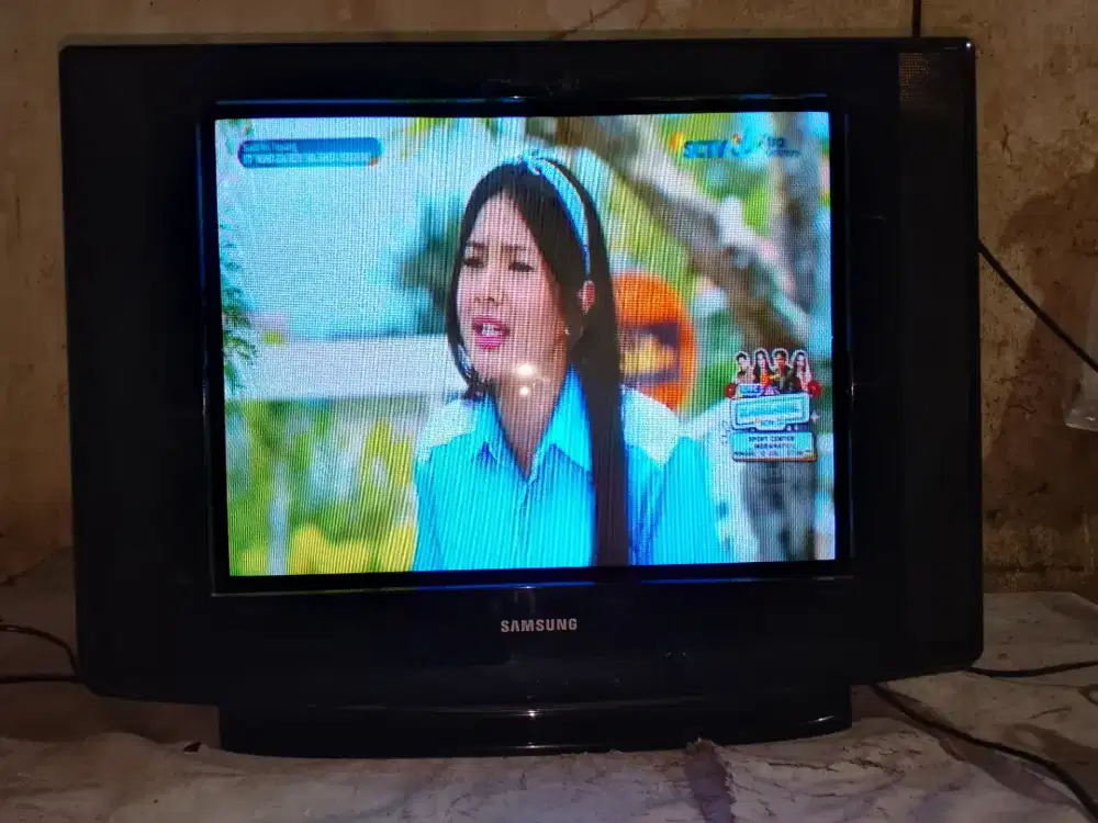 TV 21 inch SAMSUNG slim