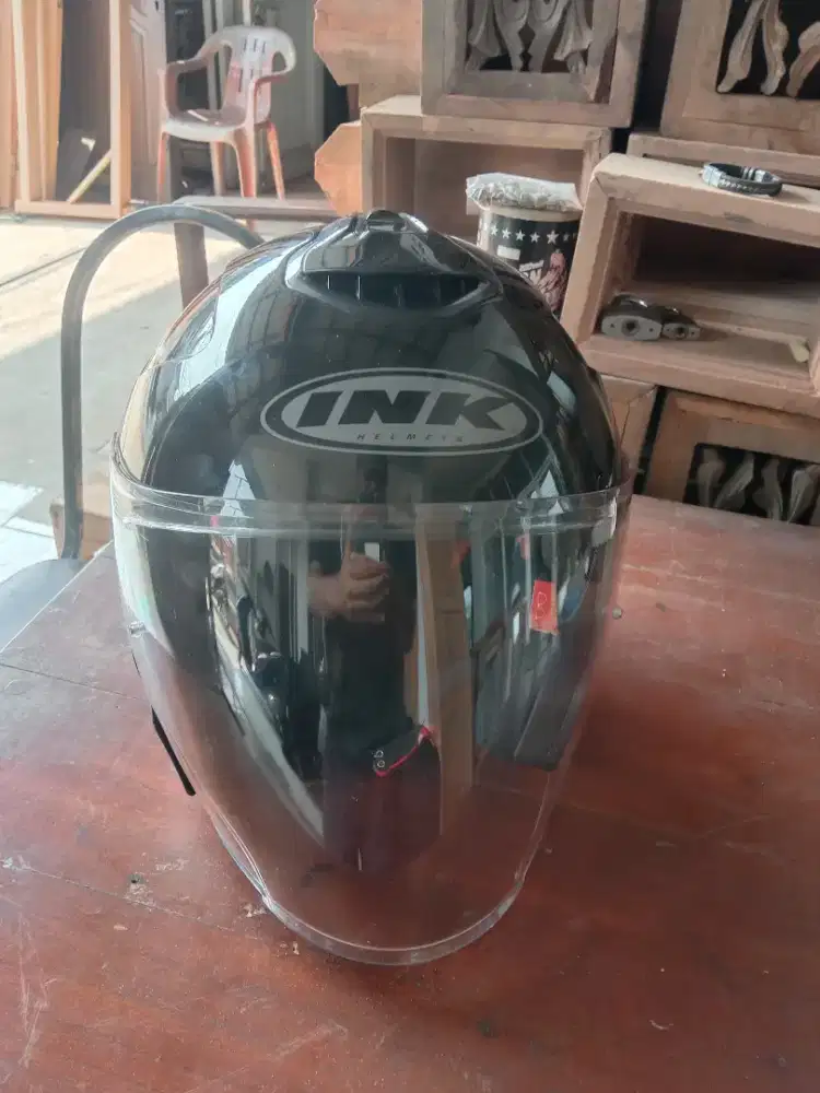 Jual cepat helm  Ink  size L 375 nego
