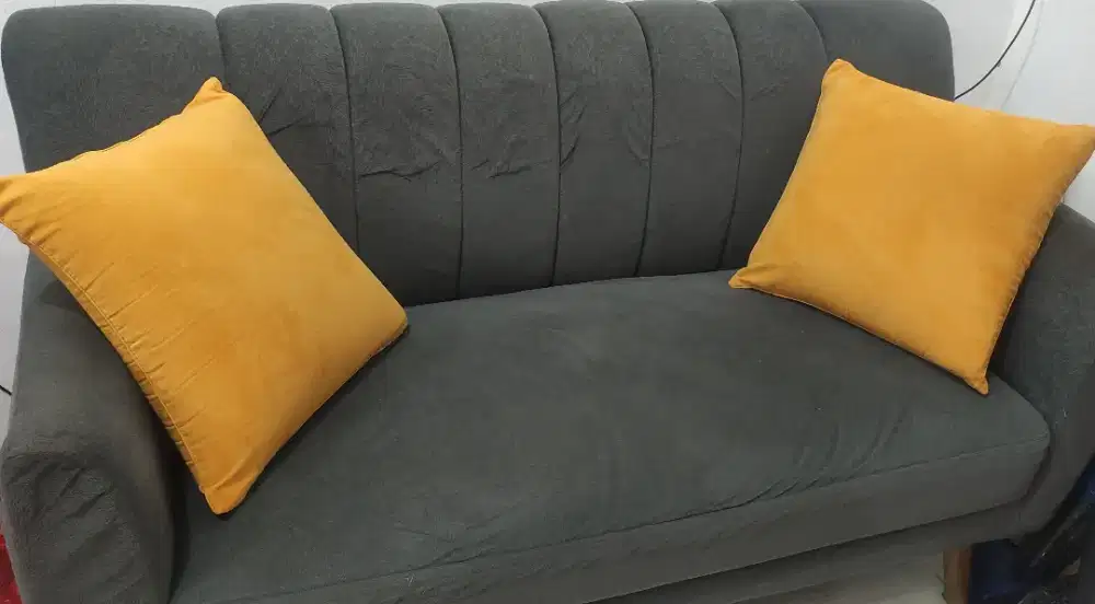 Sofa (ada juga paket sofa + kasur)