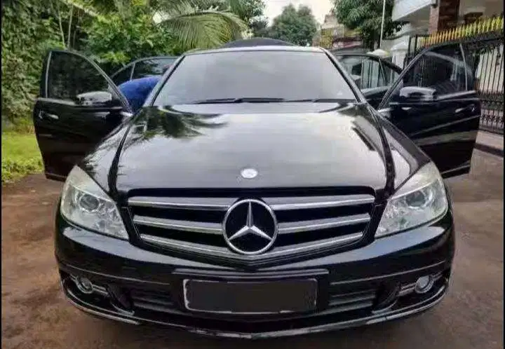 Mercedes C200 Kompresor Avantgarde 2011 Tgn1KM103Rb Asli Mulus Orisnil