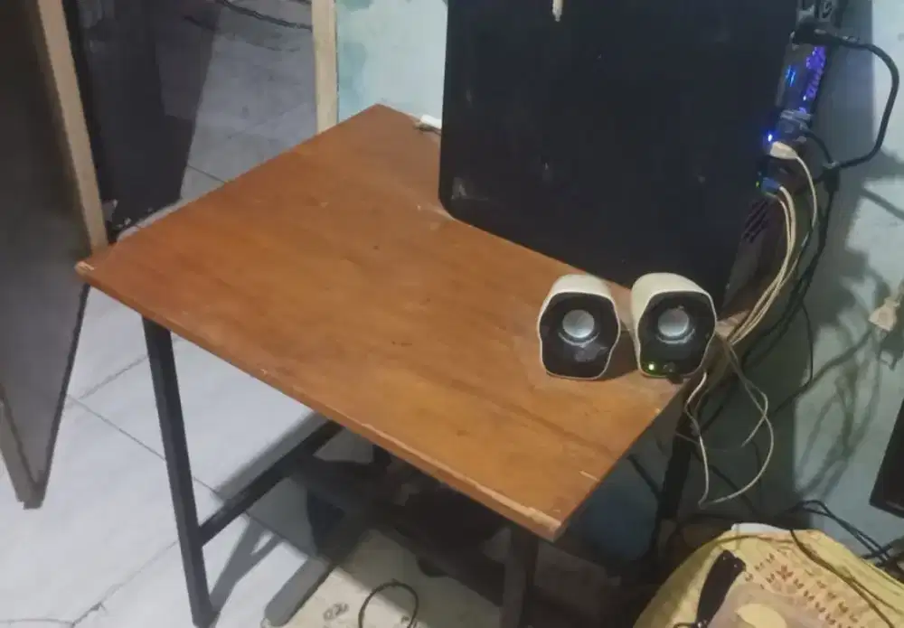 Meja Belajar/Komputer & Kursi