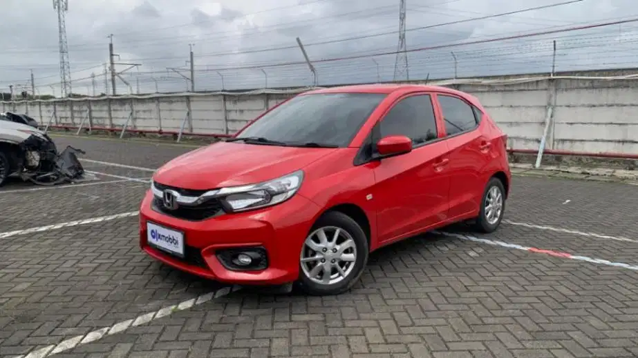 DP Murah Honda Brio Satya  1.2 E Bensin-AT 2019 Merah