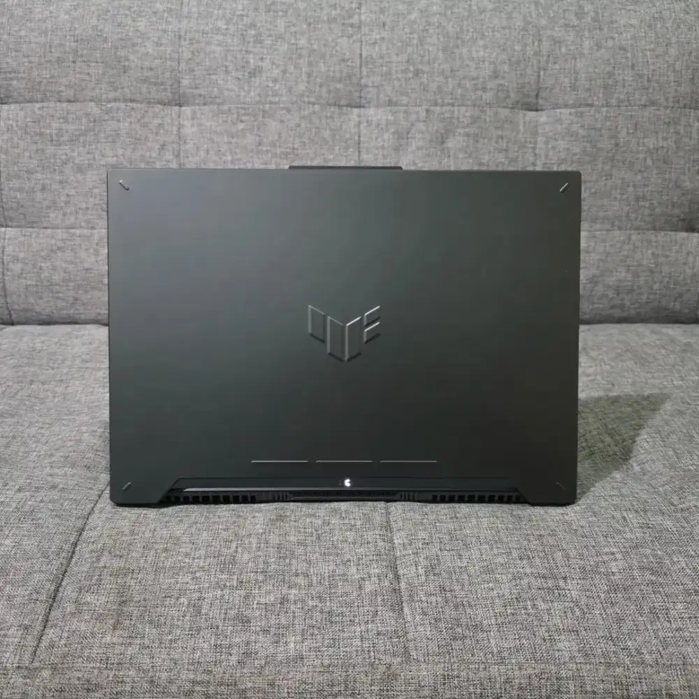 Asus TUF Ryzen 9-8945H RTX4070 8GB RAM 16GB/1TB Garansi Desember