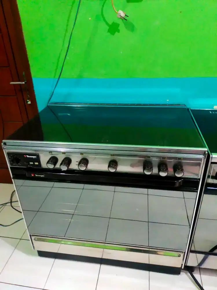 KOMPOR GAS OVEN SIAP PAKAI DAN SIAP KIRIM.