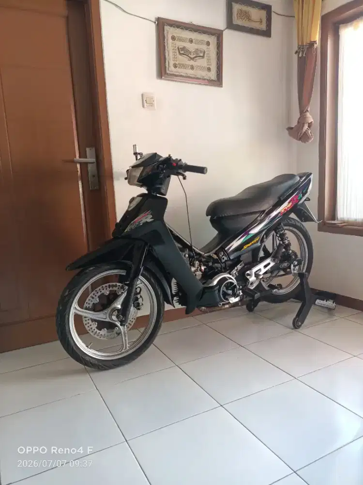 Yamaha F1zr tahun 97