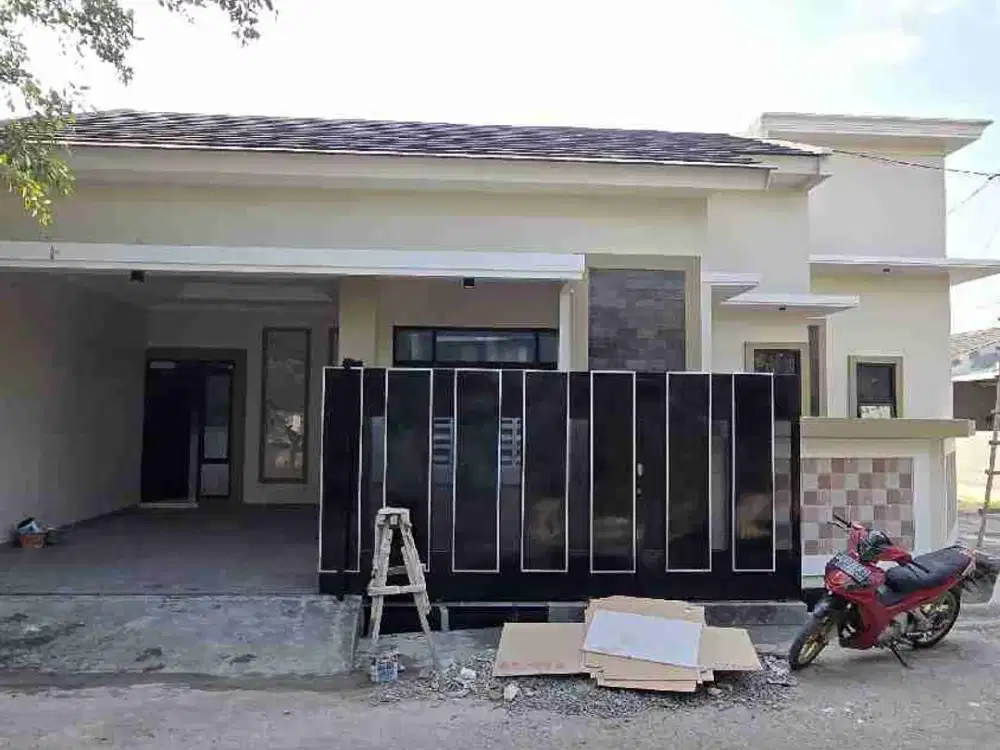 Rumah Siap Huni 2 Lantai SHM di Cliengsi
