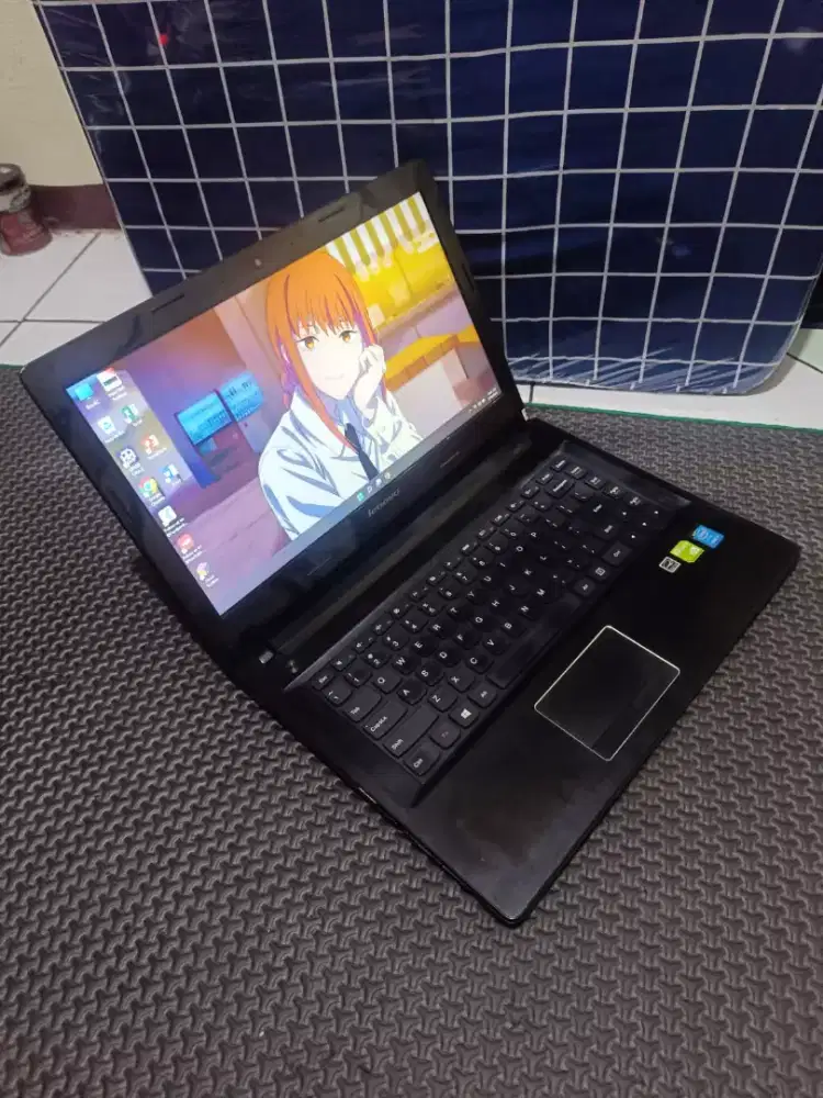 Laptop Lenovo z40-70 dual VGA core i5