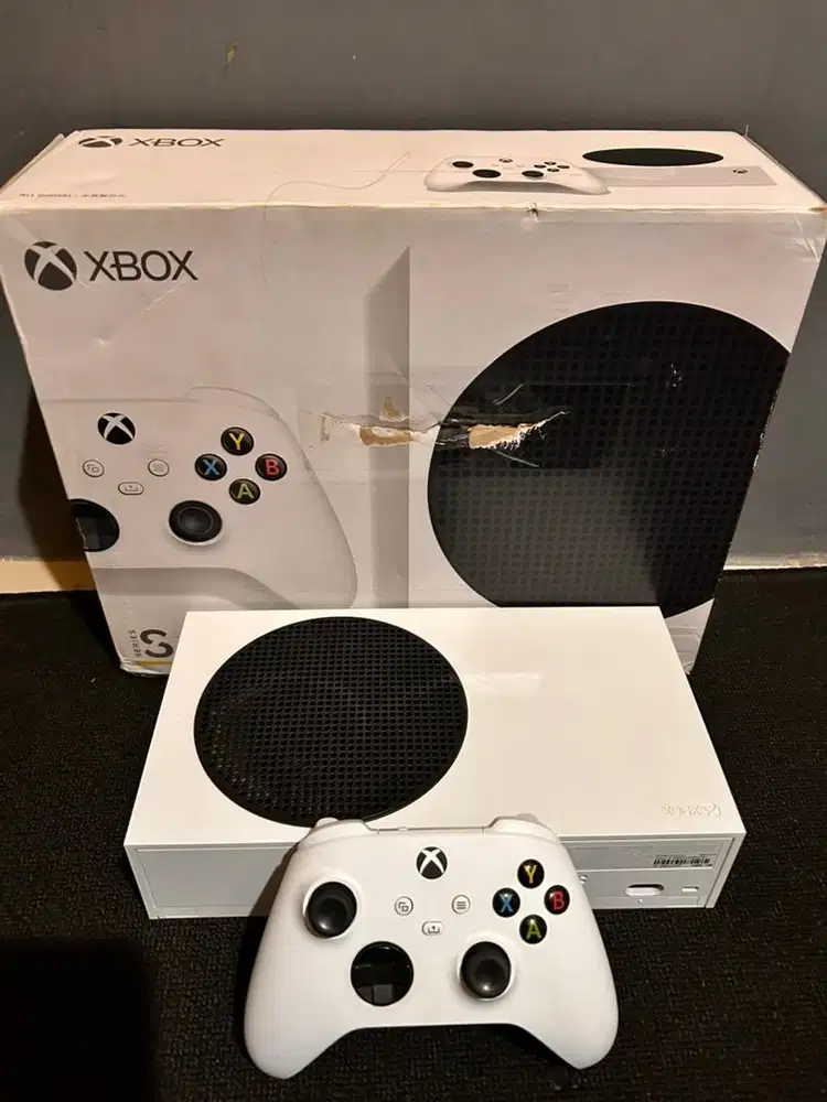 XBOX seris S, white