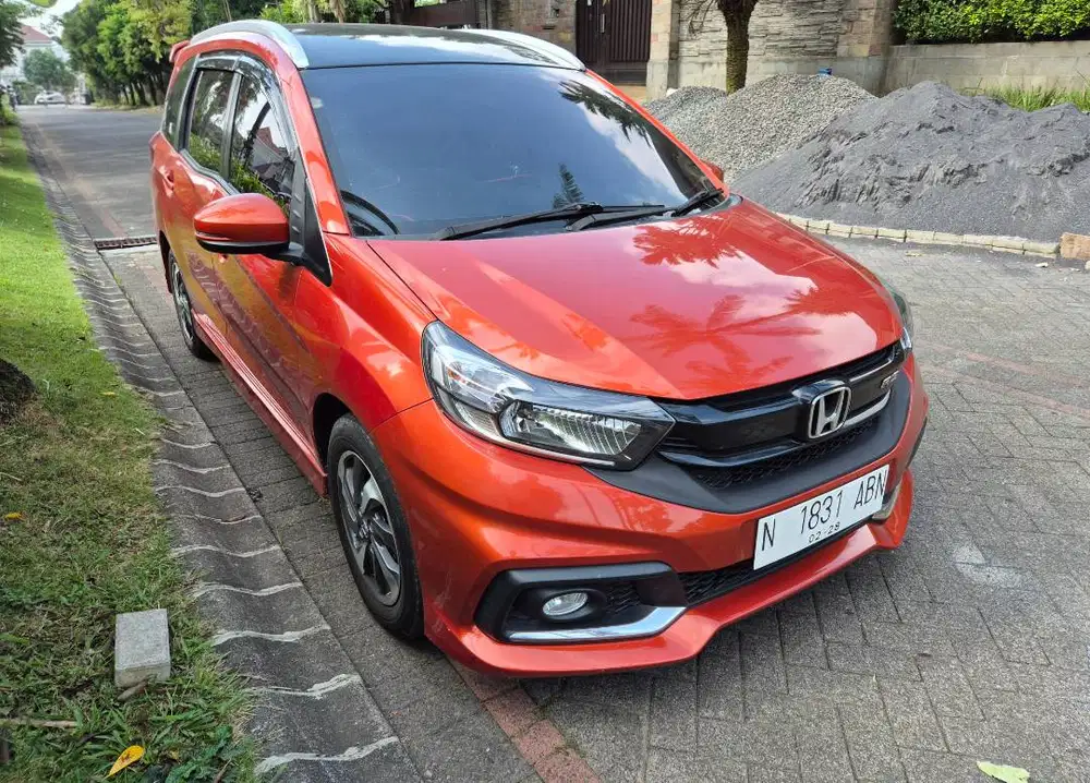 Mobilio RS Matic 2018 Istimewa