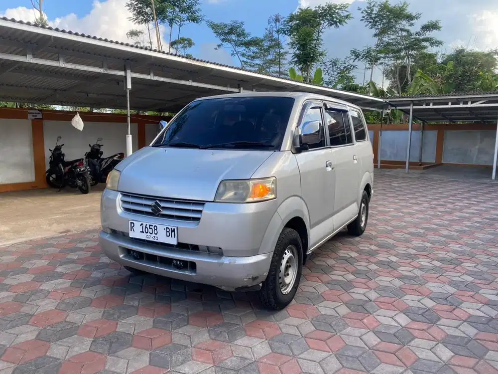 APV 2005 SUDAH AC PS