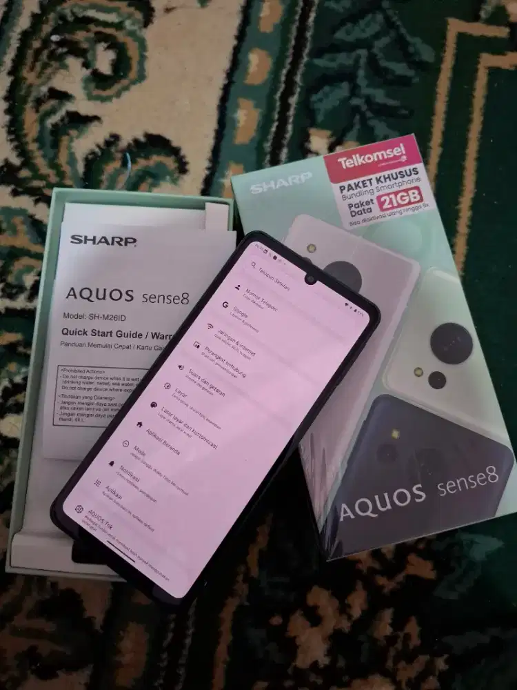 Sharp Aquos Sense8 8/256 GB 5G