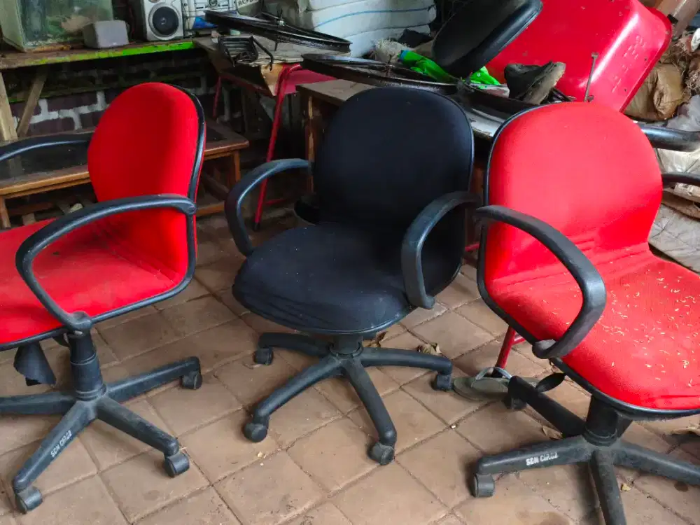 Kursi Kantor Bekas