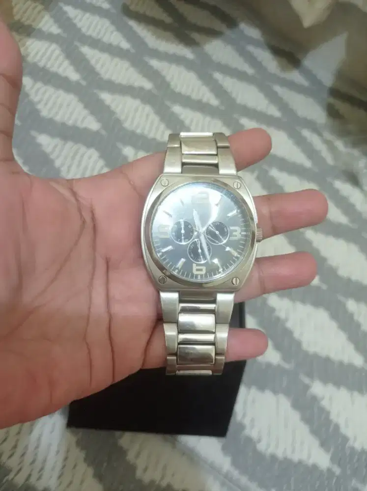 jam Guess pria stainless steel