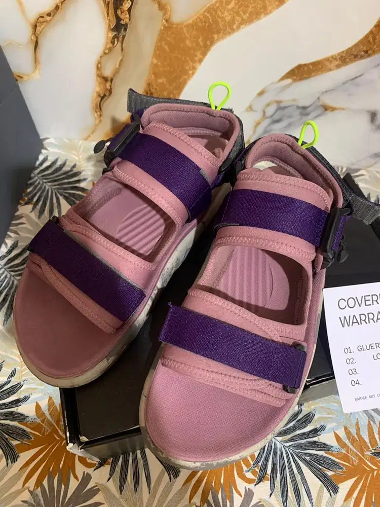Hijacks Sandal size 42 + box