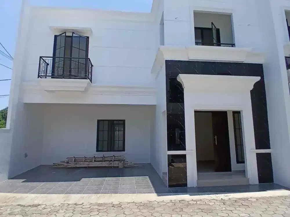 Rumah Mewah 2 Lantai Siap Huni  Di Grand Depok City Samping Alun-Alun Kota Depok