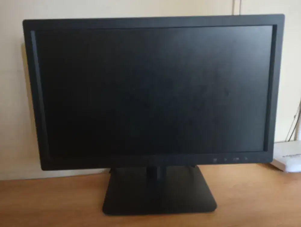 Monitor merk lenovo