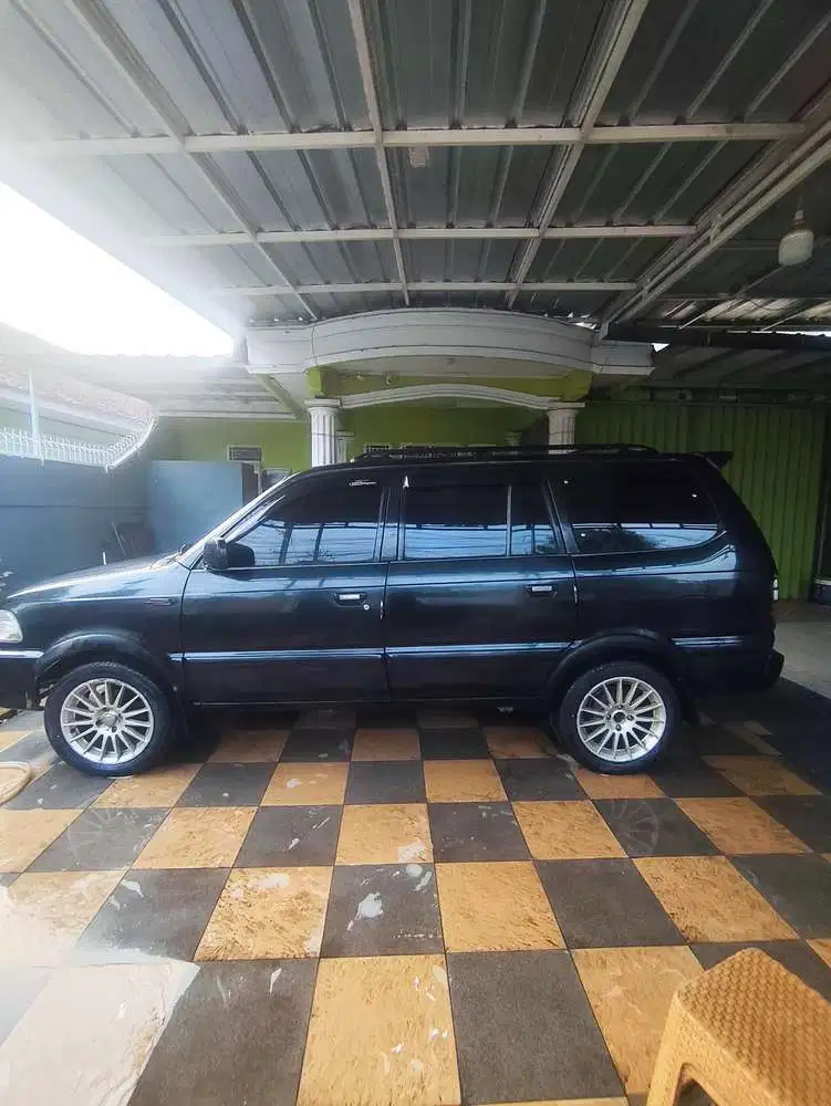 Toyota Kijang 2001 Bensin