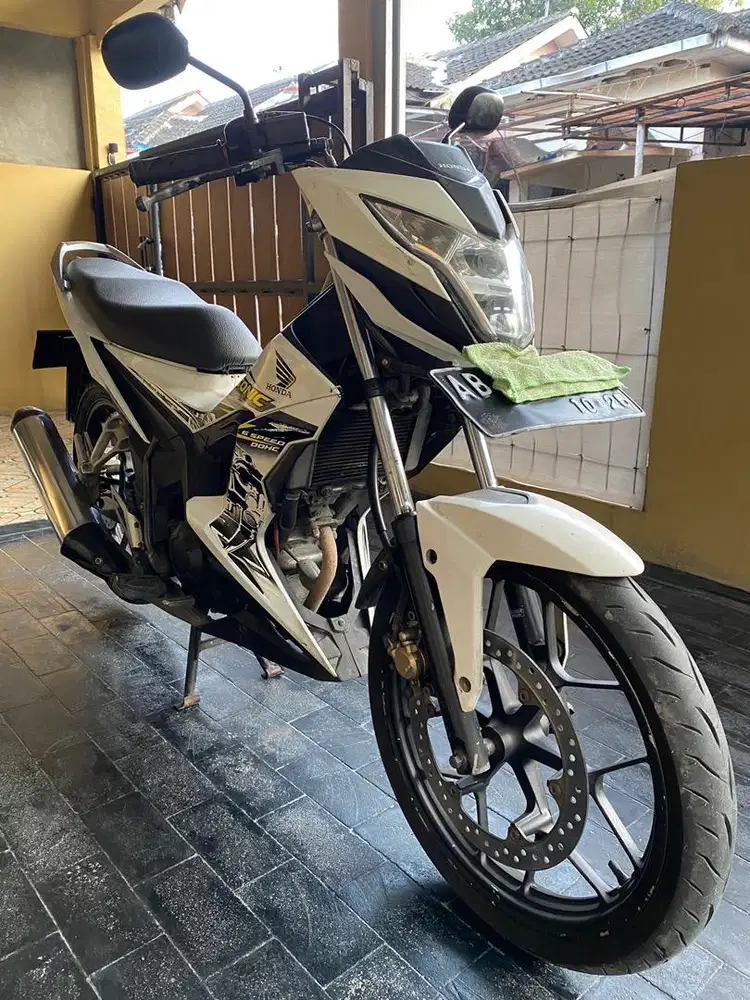 HONDA SONIC 150R 2015 AB JOGJA