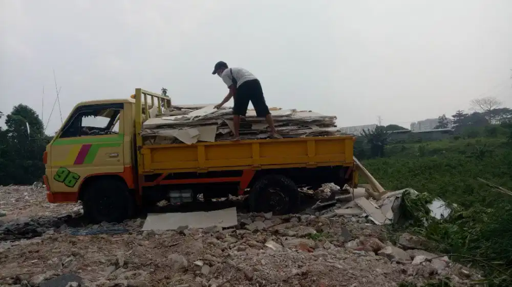 Jasa angkut puing sampah proyek