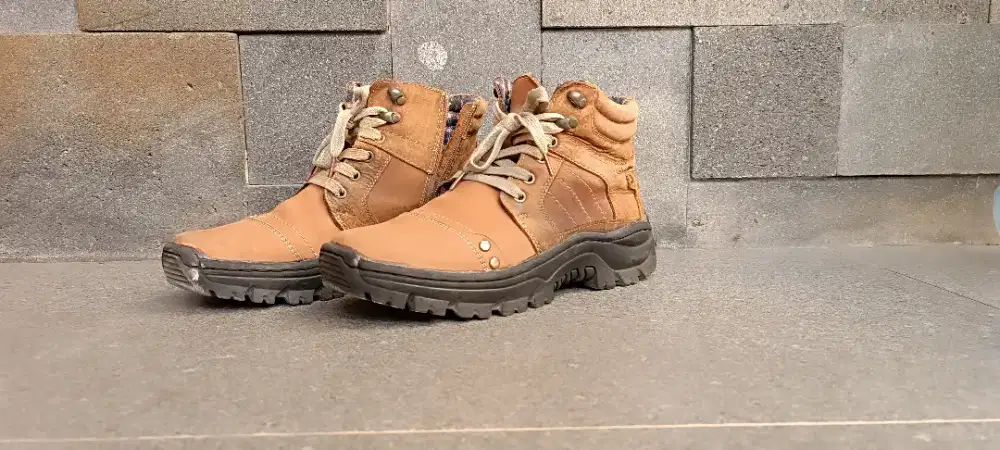 Sepatu Boots Riding / Hiking / Casual