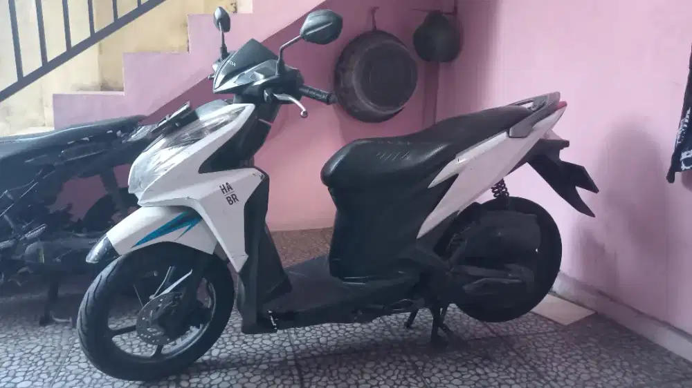 Honda Vario 125 - 2013 putih