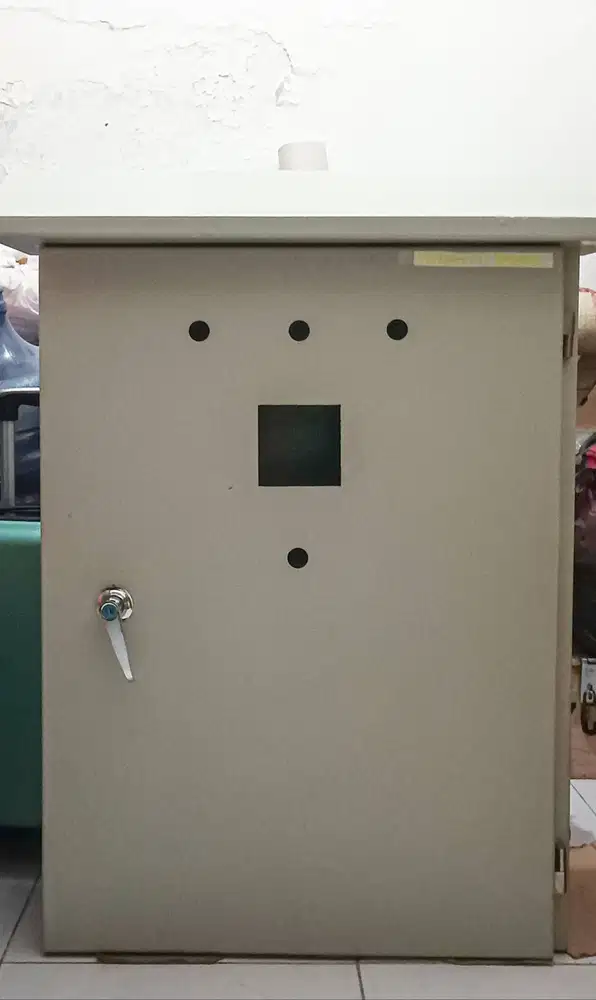 BOX PANEL + TOPI