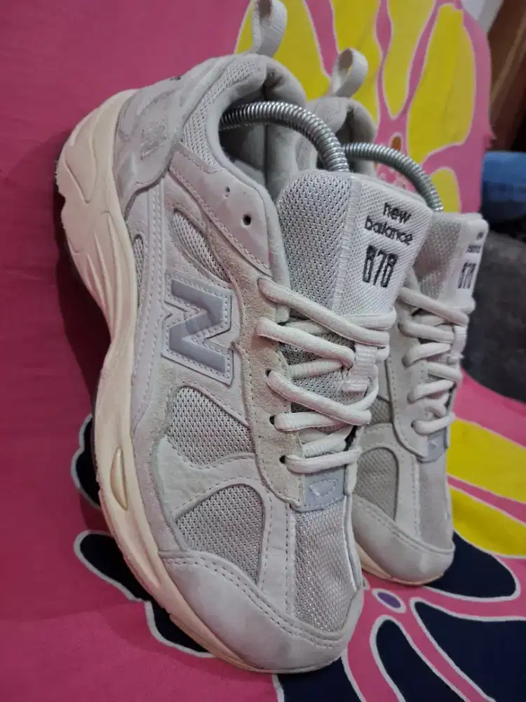 Sale...Original NB 878 Abu Muda
Size 38 Insole 23,5cm