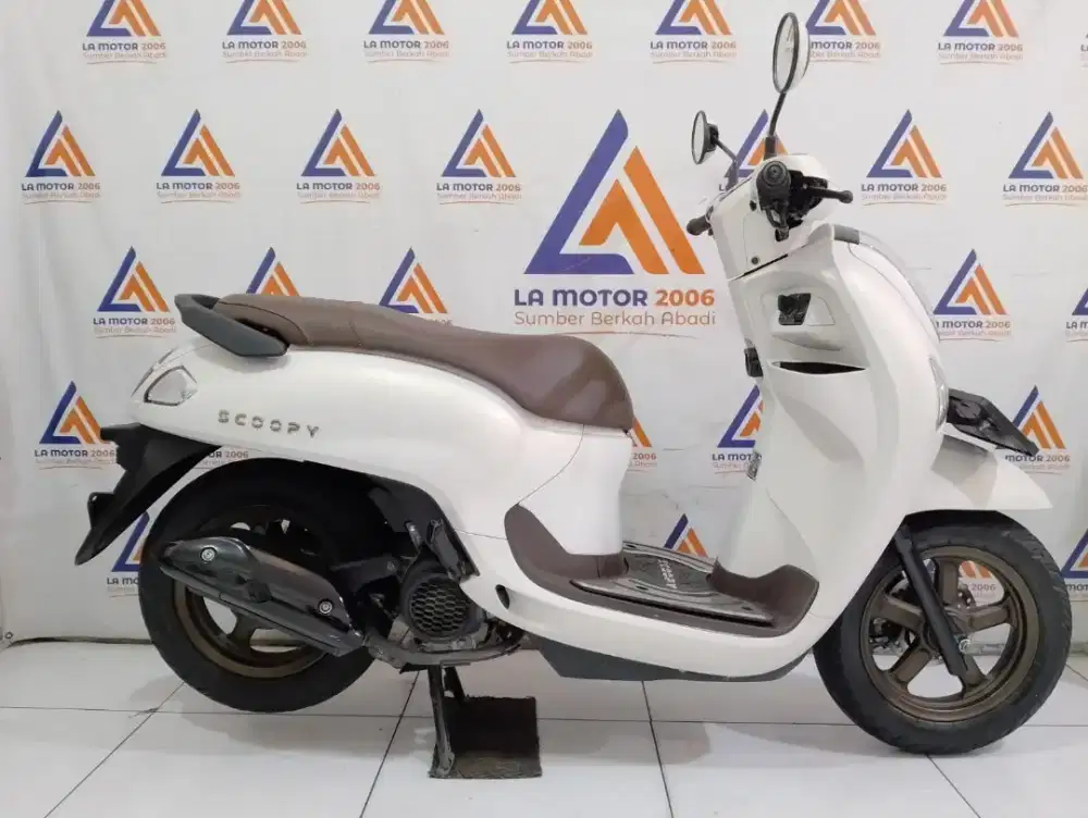 CASH/KREDIT SCOOPY PRESTIGE 2026 LIKE NEW (SPAYLATER/KREDIVO/CC 0%)